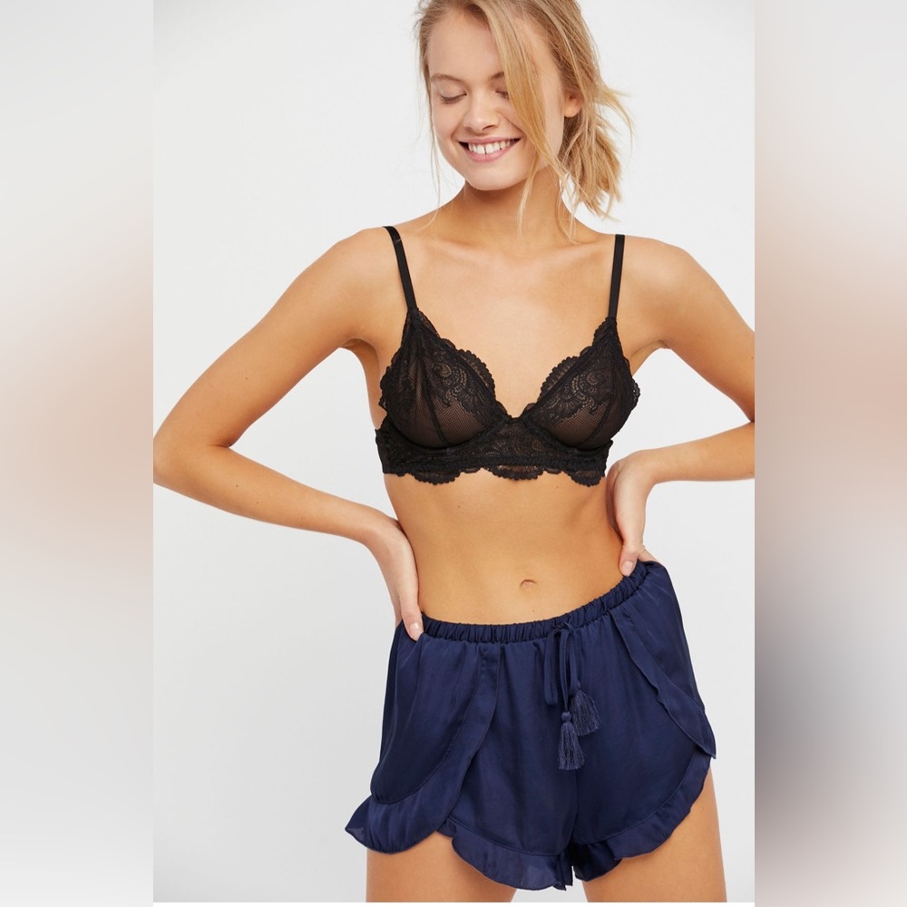 Intimately Free People - Cascading Petal Short - Medium
